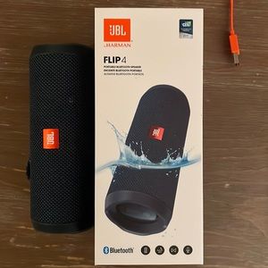 JBL Flip 4 speaker